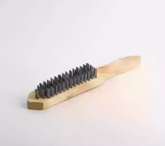 Cepillo de alambre madera