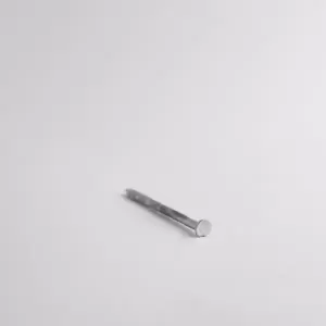 Clavo acero estriado vertical