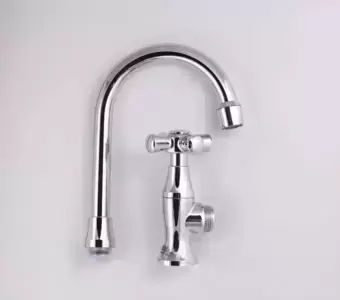 Llave movil pared Helvet