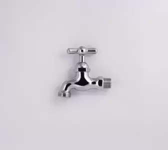 Llave manguera cromada